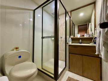 Apartamento en venta Oviedo, Poblado.