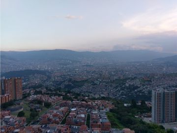 Apartamento en venta Robledo pajarito, Medellin.