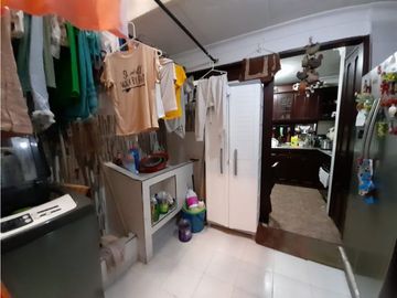 Casa de dos pisos en venta Barrio Las Mercedes Palmira Valle Colombia