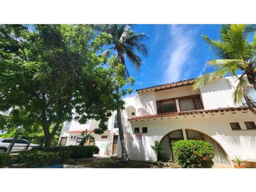 Casa en conjunto cerrado con salida al mar Santa Marta - 005