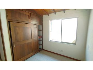 CASA EN VENTA ENVIGADO LAS ANTILLAS