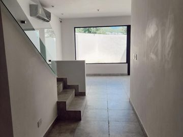 Casa en renta Alina Residencial Santiago