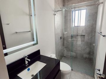 Casa en renta Alina Residencial Santiago