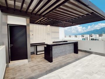 Casa en renta Alina Residencial Santiago