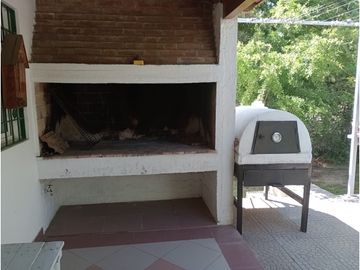 VENTA CASA - CALLE PROFESOR MATHUS 2291 - GUAYMALLÉN - MENDOZA.