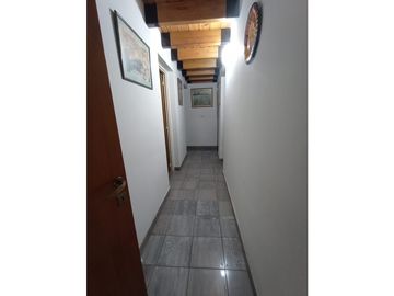 VENTA CASA - CALLE PROFESOR MATHUS 2291 - GUAYMALLÉN - MENDOZA.
