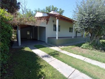 VENTA CASA - CALLE PROFESOR MATHUS 2291 - GUAYMALLÉN - MENDOZA.
