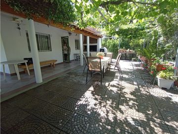 VENTA CASA - CALLE PROFESOR MATHUS 2291 - GUAYMALLÉN - MENDOZA.