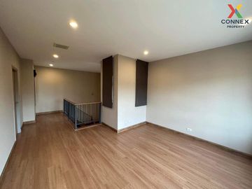 FOR SELL House Passorn Songprapha MRT-Phetkasem 48 CX-110685