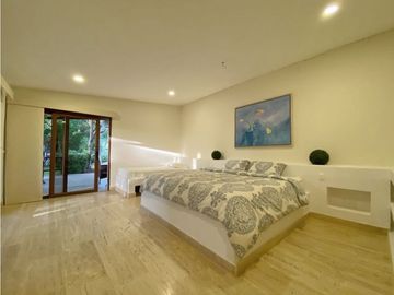 Venta casa-finca de 1 hectárea en zona norte Via Punta Canoa Cartagena