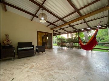 Venta casa-finca de 1 hectárea en zona norte Via Punta Canoa Cartagena