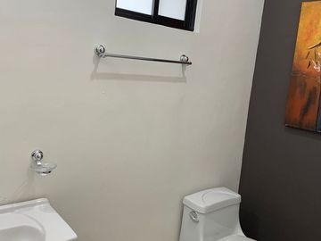 Casa en VENTA zona Santa Catarina