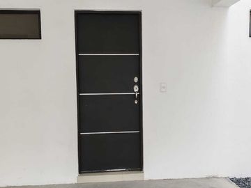 Casa en VENTA zona Santa Catarina