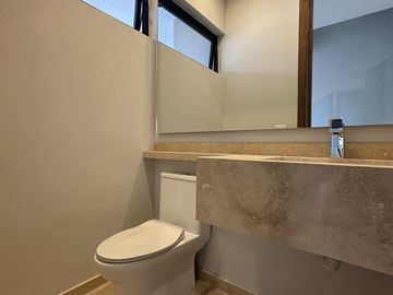 Linda casa en VENTA en Paseos Universidad