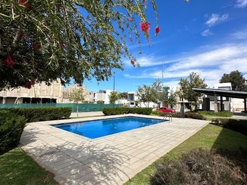 Estrena casa en Parques Vallarta dentro de coto