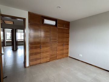 Estrena casa en Parques Vallarta dentro de coto