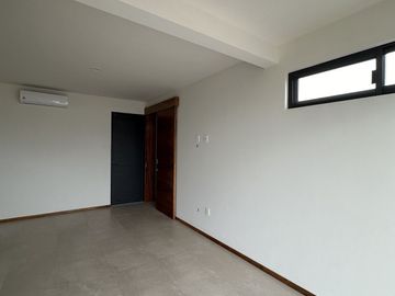 Estrena casa en Parques Vallarta dentro de coto