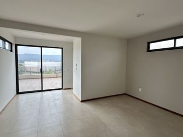 Estrena casa en Parques Vallarta dentro de coto