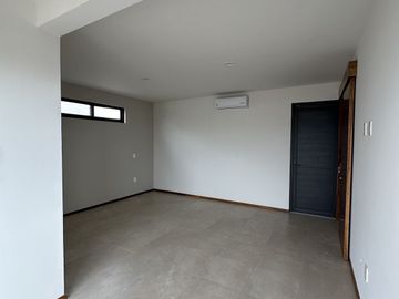 Estrena casa en Parques Vallarta dentro de coto