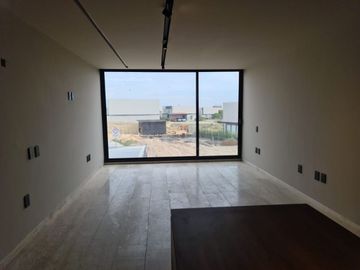 Venta exclusiva: Casa en Lomas del Campanario, Diseño de Autor, 3 Recámaras