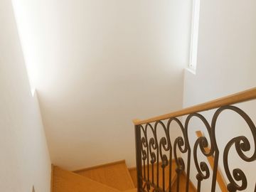 En Venta Casa en Hacienda Real Tejeda, 3 Recamaras, 3.5 Baños, Gran Ubicación !!