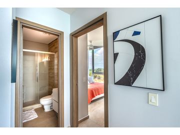 Beauty on the Beach! 2 Bed Beach Front Condo