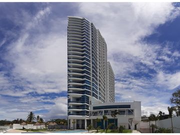 Beauty on the Beach! 2 Bed Beach Front Condo