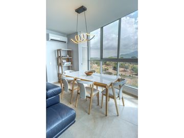Beauty on the Beach! 2 Bed Beach Front Condo