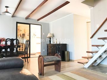 Casa en Venta en El Rector | Casa En Venta (4D2B) | Macul | Alas Propiedades