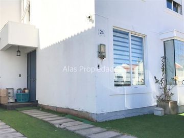 Casa en Venta en Quebrada de Macul | Casa en Venta (3H3B) | Peñalolén | Alas Propiedades