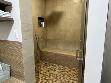 Residencia de Lujo en Valle Poniente