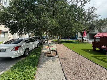 Residencia de Lujo en Valle Poniente
