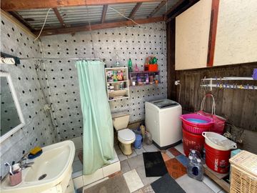 QUILPUE / BELLOTO 2000 / 5D 2B 2E + CASA INDEPENDIENTE