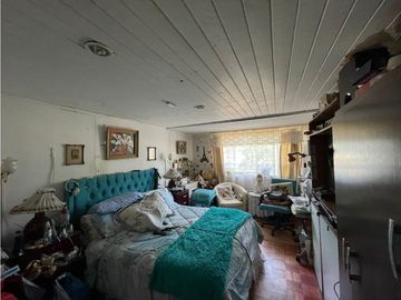QUILPUE / BELLOTO 2000 / 5D 2B 2E + CASA INDEPENDIENTE