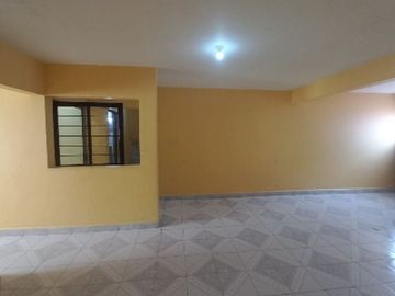 Casa en esquina bien ubicada