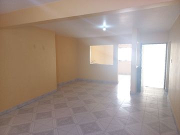 Casa en esquina bien ubicada