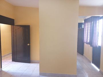 Casa en esquina bien ubicada