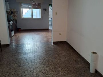 Casa PH en venta en Lanus Oeste