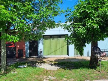Casa PH en venta en Lanus Oeste