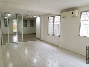 SE VENDE CASA COMERCIAL EN CHANIS