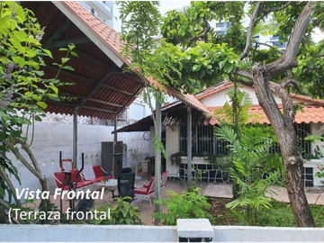 SE VENDE CASA CON TERRENO EN COCO DEL MAR
