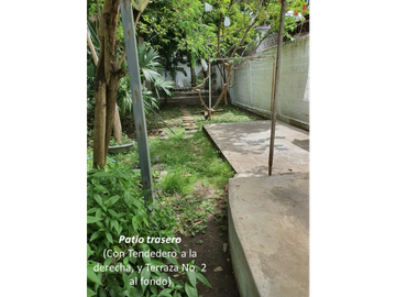 SE VENDE CASA CON TERRENO EN COCO DEL MAR