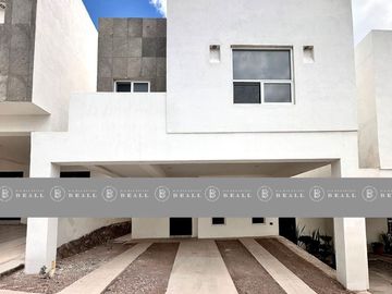 CASA EN VENTA EN ZONA RELIZ