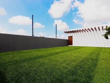 Casa en venta con amenidades,  alta plusvalía en Temozón Norte, Mérida