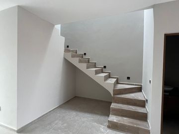CASA EN VENTA CIUDAD MADERAS MARQUES RECAMARA EN PLANTA BAJA