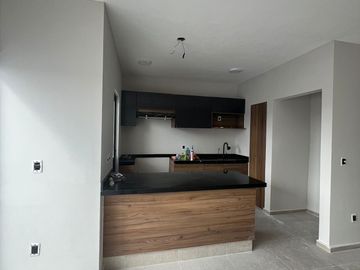 CASA EN VENTA CIUDAD MADERAS MARQUES RECAMARA EN PLANTA BAJA