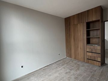 CASA EN VENTA CIUDAD MADERAS MARQUES RECAMARA EN PLANTA BAJA