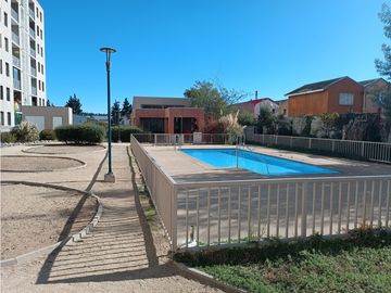 Vende Departamento Amoblado en Barrio Parque Curauma