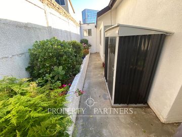 Venta de amplia casa en privilegiado sector de Bosques de Montemar