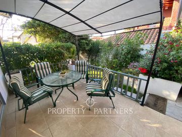 Venta de amplia casa en privilegiado sector de Bosques de Montemar